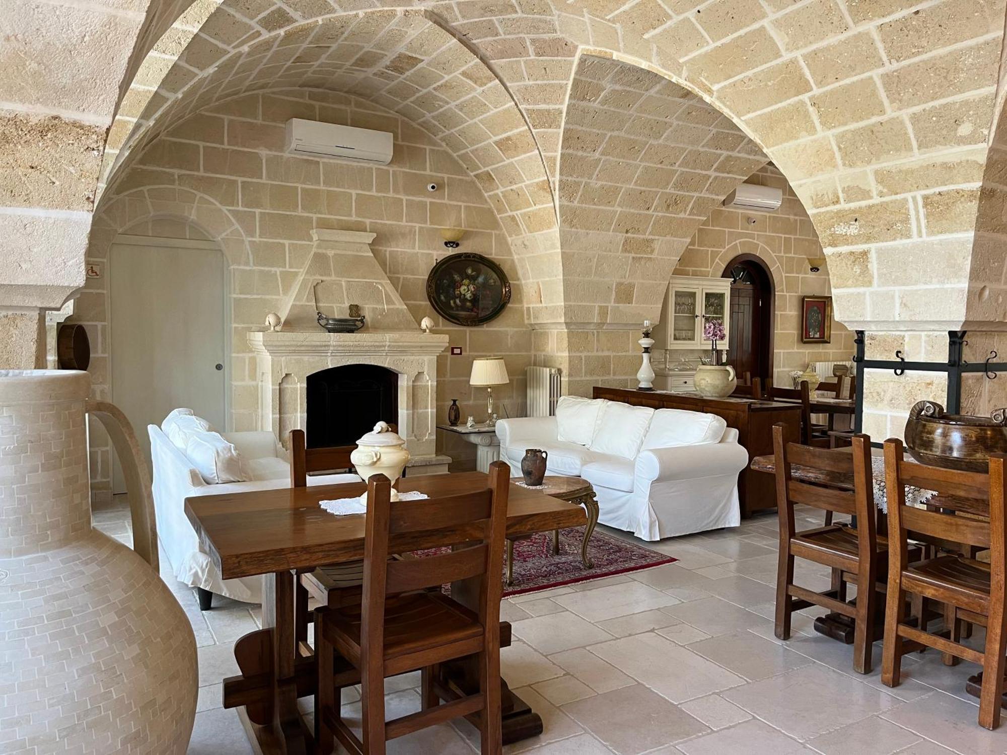 Masseria La Camardia Sava Екстер'єр фото