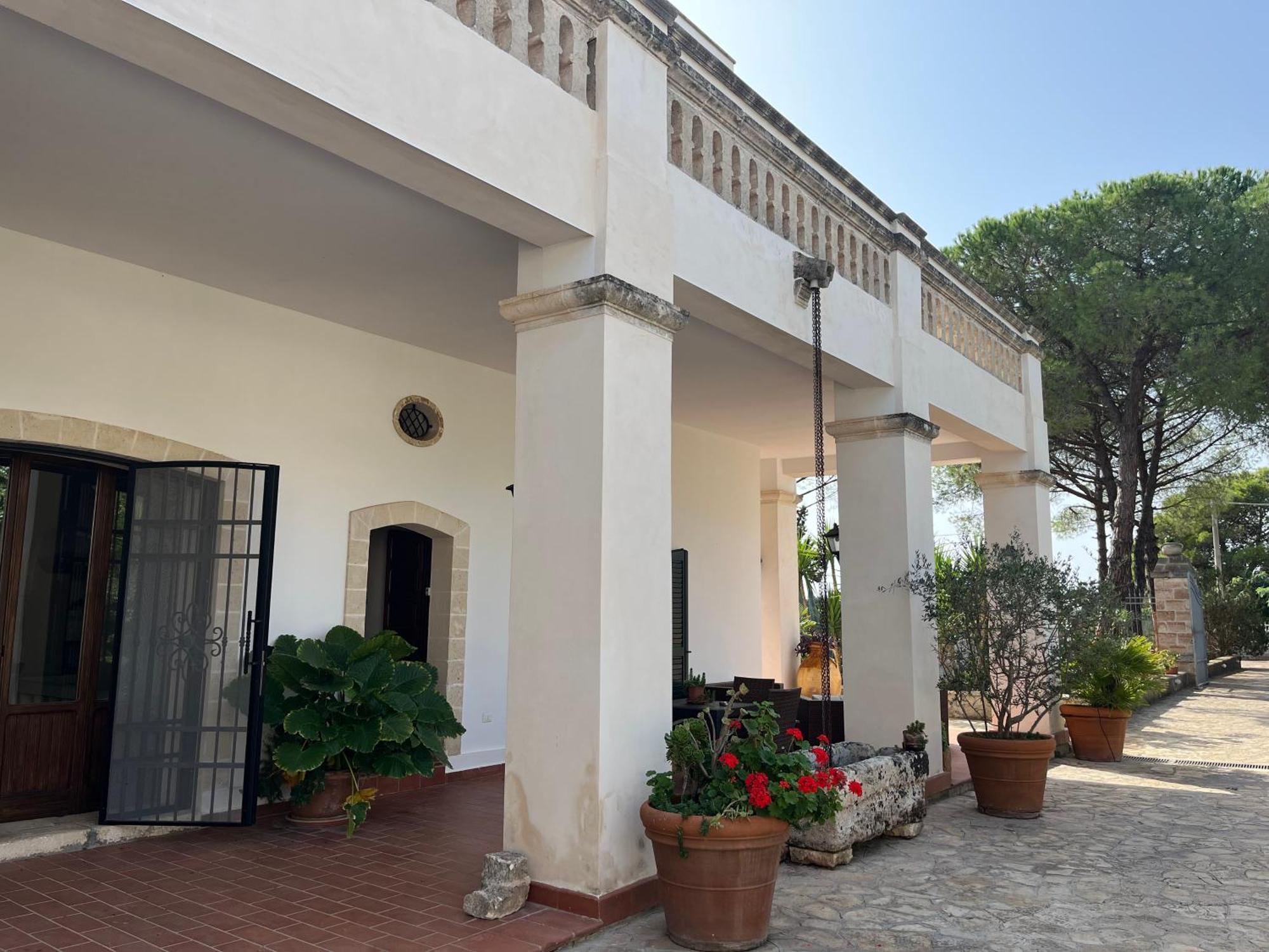 Masseria La Camardia Sava Екстер'єр фото