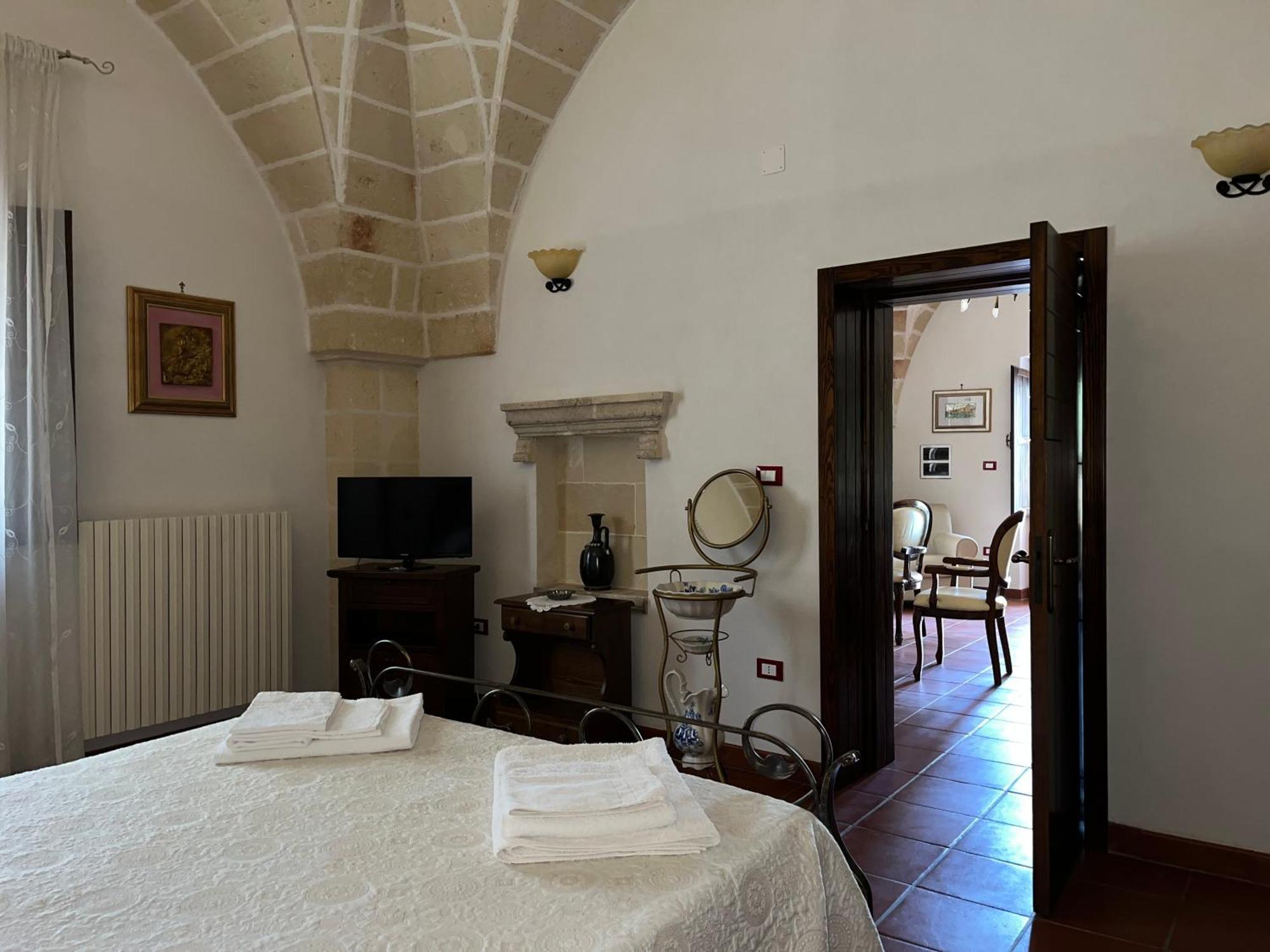 Masseria La Camardia Sava Екстер'єр фото